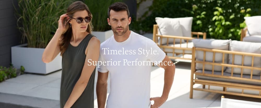 Unbound Merino Review: Explore Minimalistic Travel Clothing